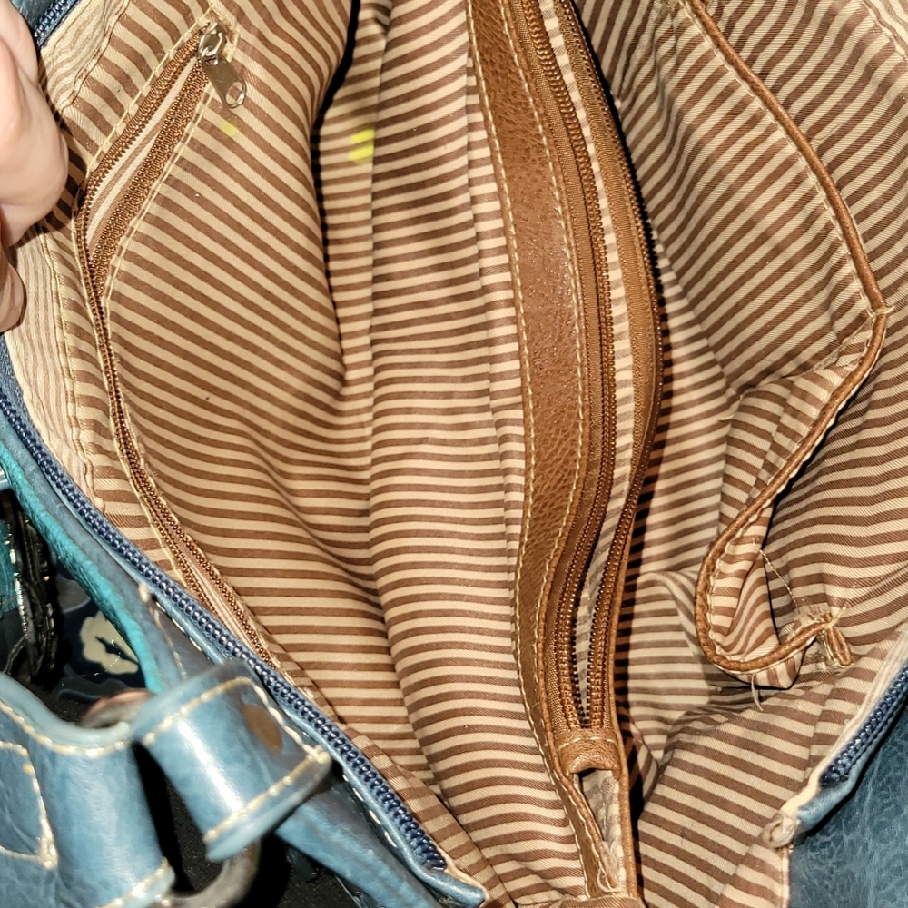Leather conceal and carry purse